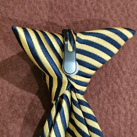 Boys Formal Wear 3-piece ensemble, Size 5 - Picture 4 of 6